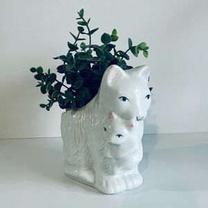 Vintage Ceramic Cat & Kitten Planter White Figurine Home Decor